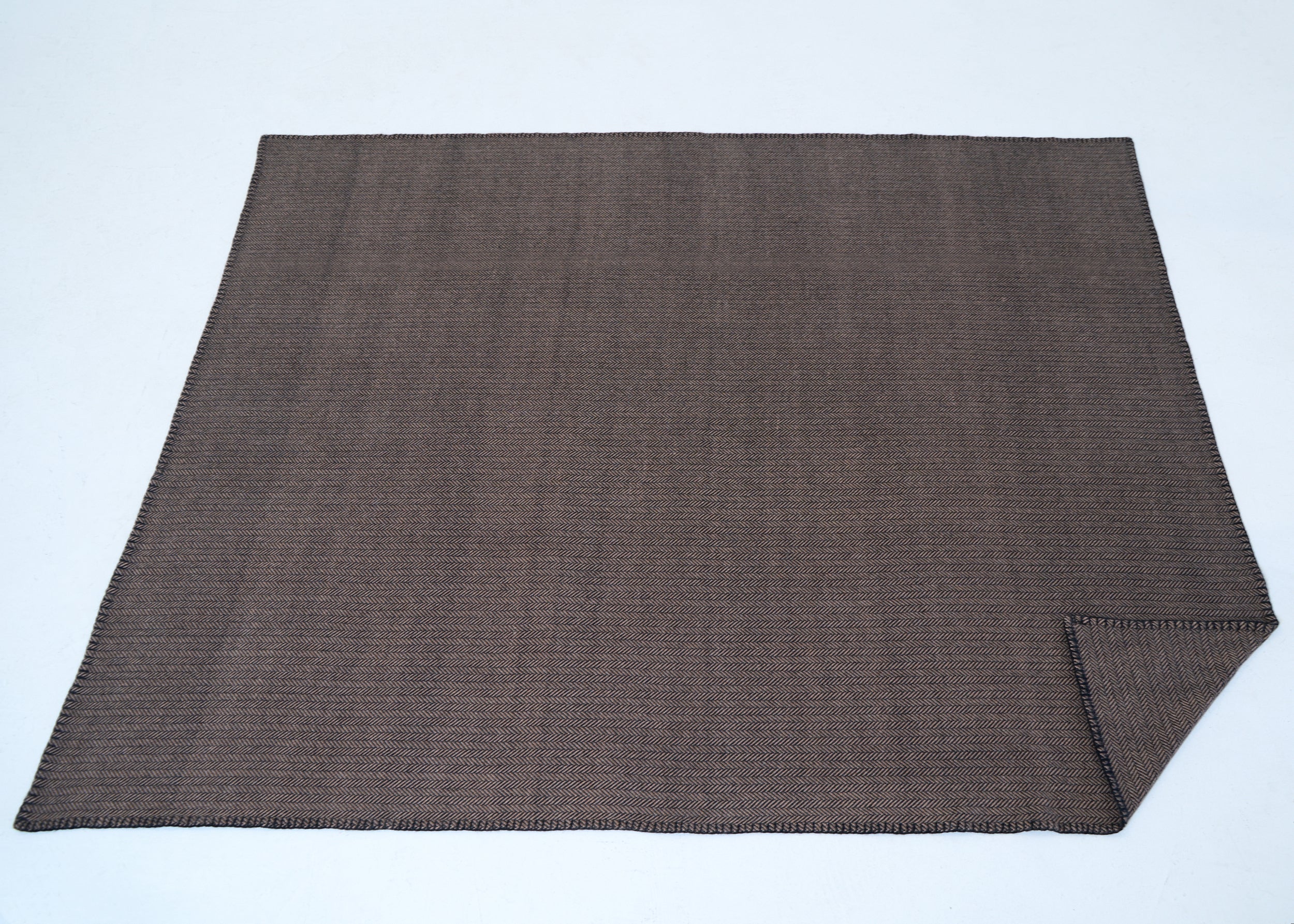 ATLAS HERRINGBONE BLANKET